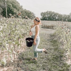 Meet your Posher, Haley